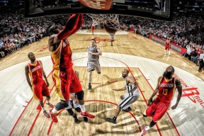 九游娱乐网站-“德甲联赛：激烈角逐，冠军归属悬念依旧”，德甲联赛2021新赛程表