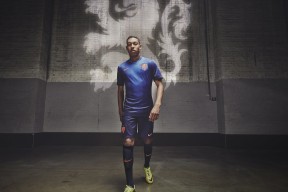 九游登录入口-数字科技赋能青少年篮球战术分析，提升训练科学性，青少年篮球战术意识培养与训练探析